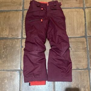 Patagonia kids size small insulated ski pants